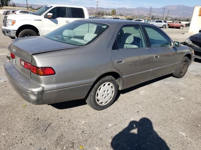 1999 Toyota Camry LE