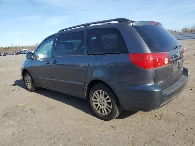 2008 Toyota Sienna XLE