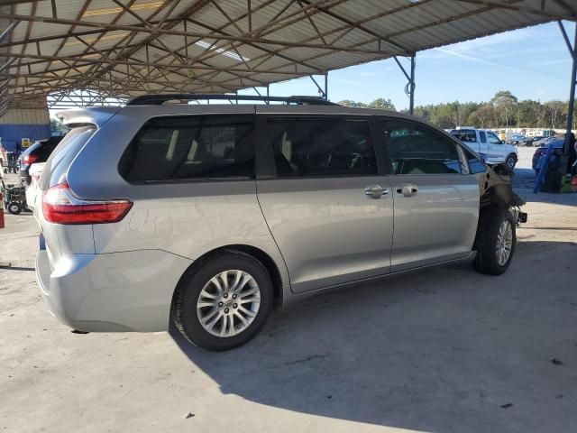 2015 Toyota Sienna XLE