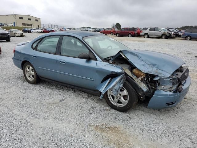 2005 Ford Taurus SE