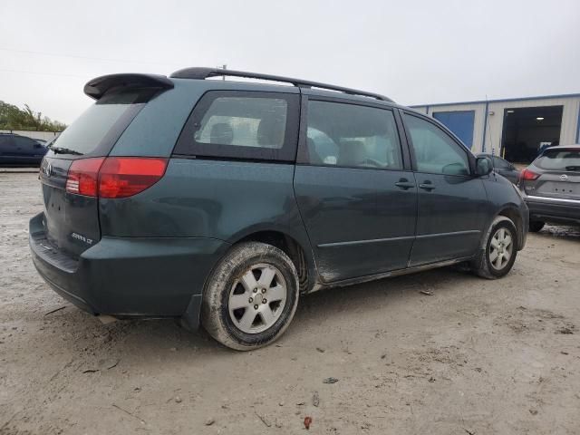 2005 Toyota Sienna CE