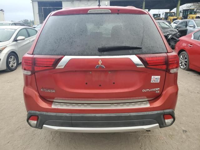 2016 Mitsubishi Outlander SE