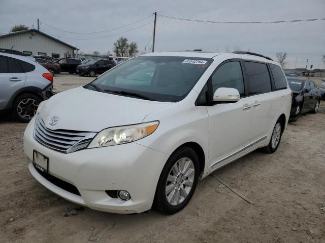 2013 Toyota Sienna XLE