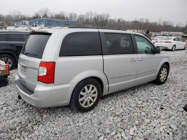 2012 Chrysler Town & Country Touring L