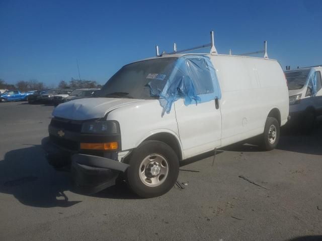 2022 Chevrolet Express G2500