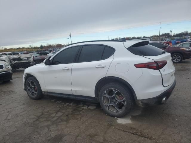 2018 Alfa Romeo Stelvio Sport