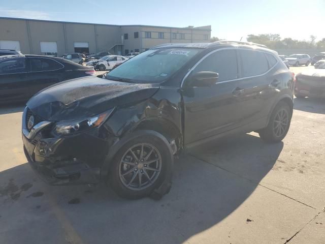 2022 Nissan Rogue Sport SV