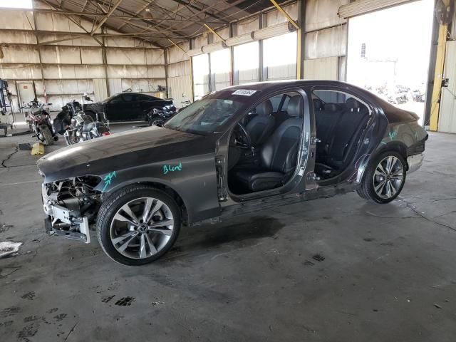 2019 Mercedes-Benz C300