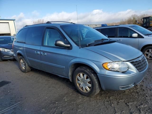 2006 Chrysler Town & Country Touring