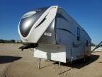 2012 Trailers 5th Wheel