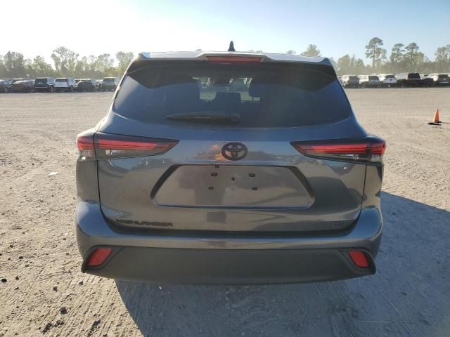 2024 Toyota Highlander LE