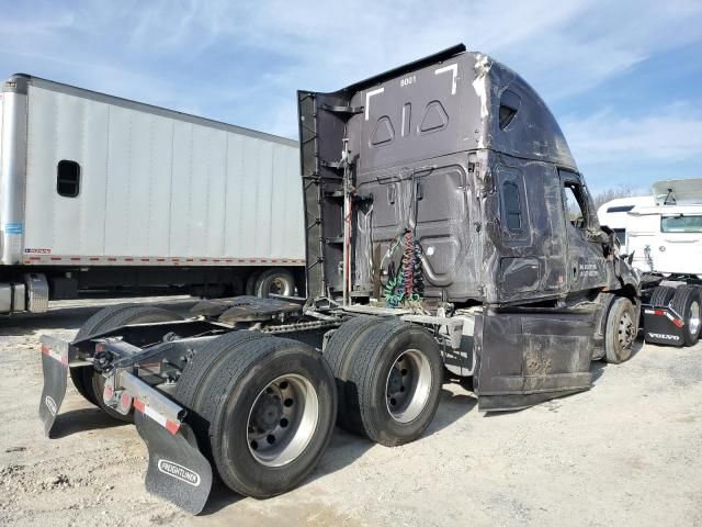 2024 Freightliner Cascadia 126