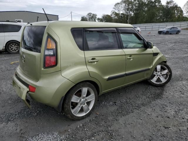 2011 KIA Soul +