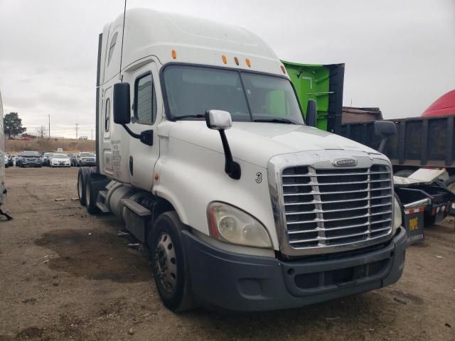 2013 Freightliner Cascadia 125