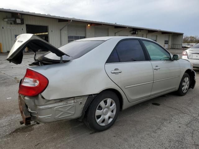 2004 Toyota Camry LE