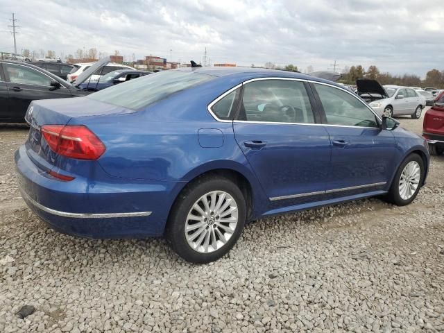 2016 Volkswagen Passat SE