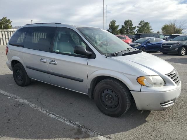 2007 Chrysler Town & Country LX