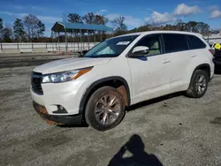 Toyota Vehiculos salvage en venta: 2015 Toyota Highlander LE