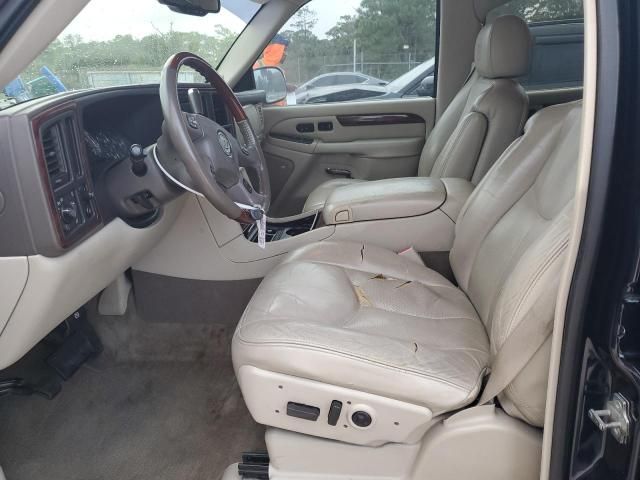 2005 Cadillac Escalade Luxury