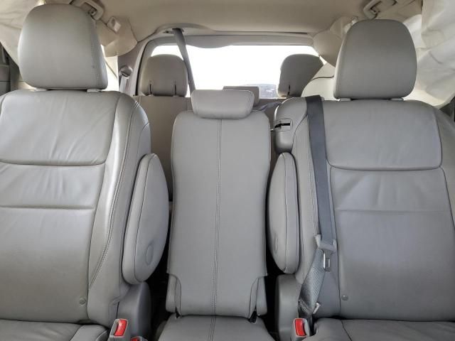 2016 Toyota Sienna XLE