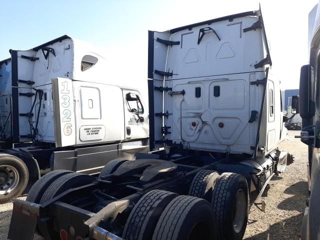 2017 Freightliner Cascadia 125