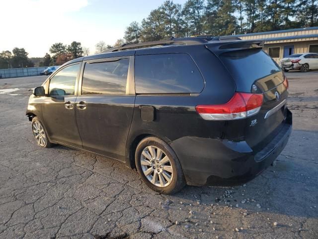 2012 Toyota Sienna XLE