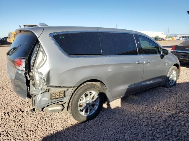 2017 Chrysler Pacifica LX