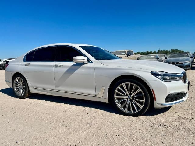 2018 BMW 750 XI