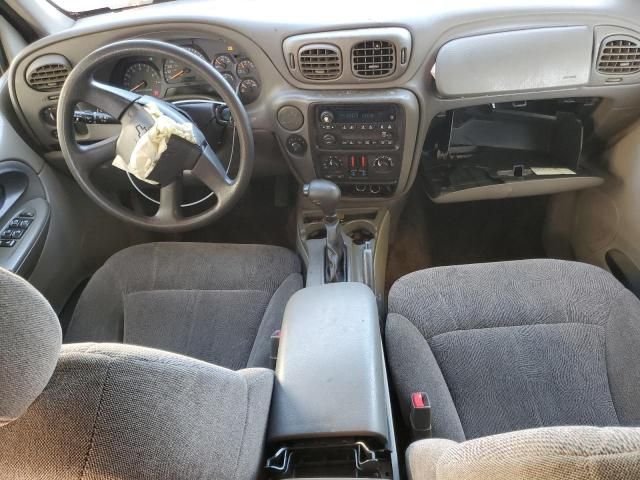 2004 Chevrolet Trailblazer LS