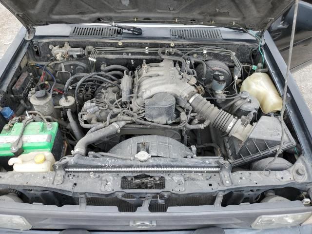 1994 Nissan Pathfinder LE