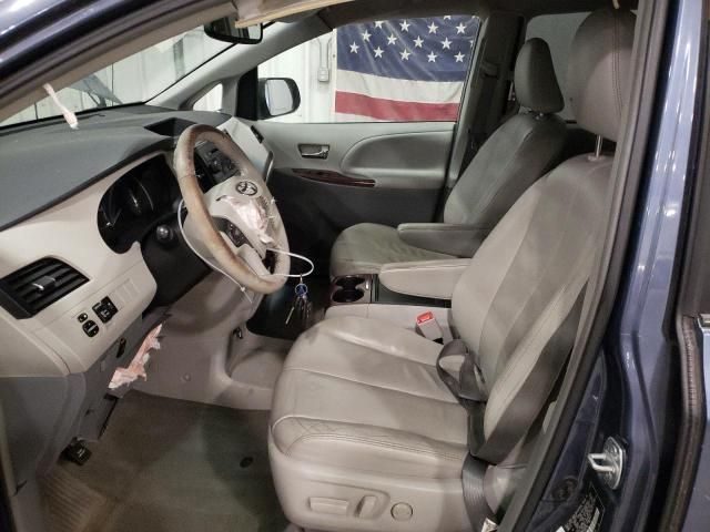 2013 Toyota Sienna XLE