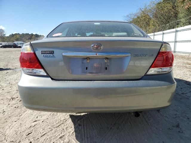 2005 Toyota Camry LE