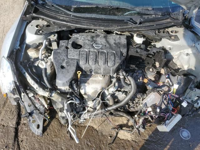 2010 Nissan Altima Base