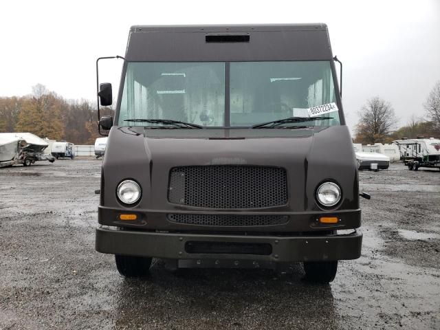 2009 Freightliner Chassis M Line WALK-IN Van