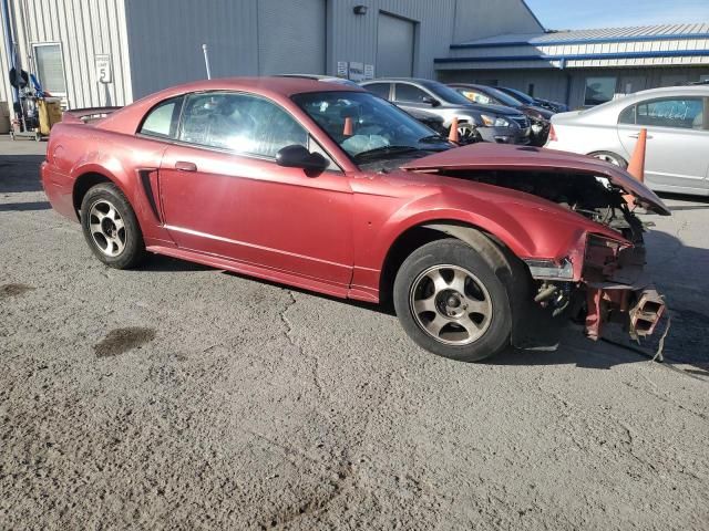 2000 Ford Mustang