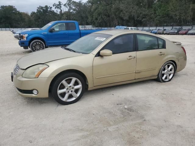 2004 Nissan Maxima SE