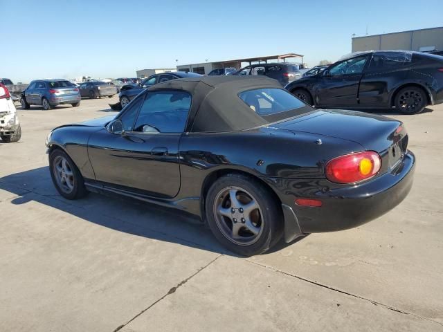 2000 Mazda MX-5 Miata Base