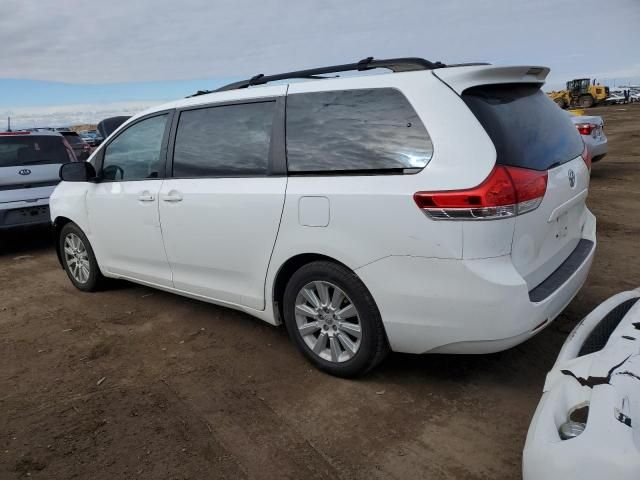 2014 Toyota Sienna XLE