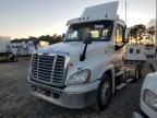 2019 Freightliner Cascadia 125