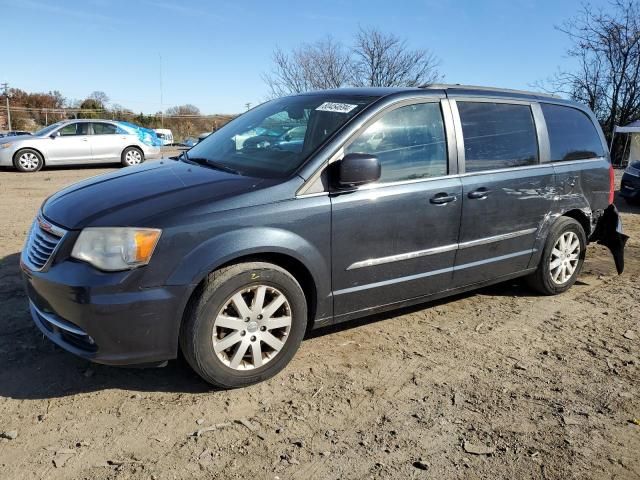 2014 Chrysler Town & Country Touring