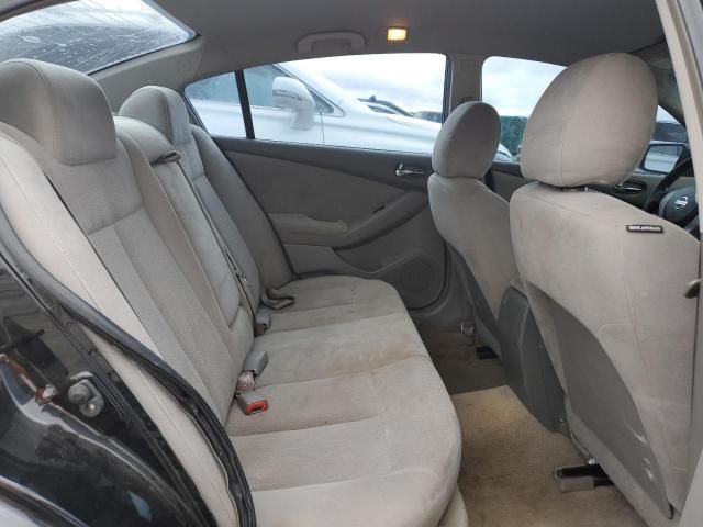 2010 Nissan Altima Base