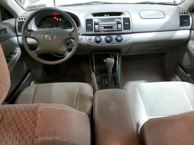 2004 Toyota Camry LE