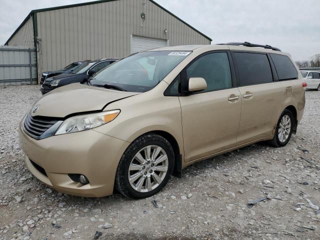 2011 Toyota Sienna XLE