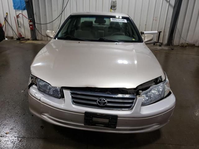 2000 Toyota Camry LE