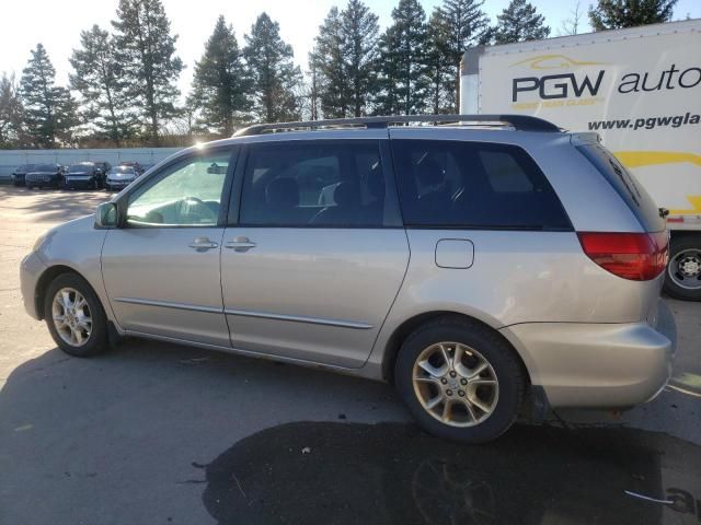 2005 Toyota Sienna XLE