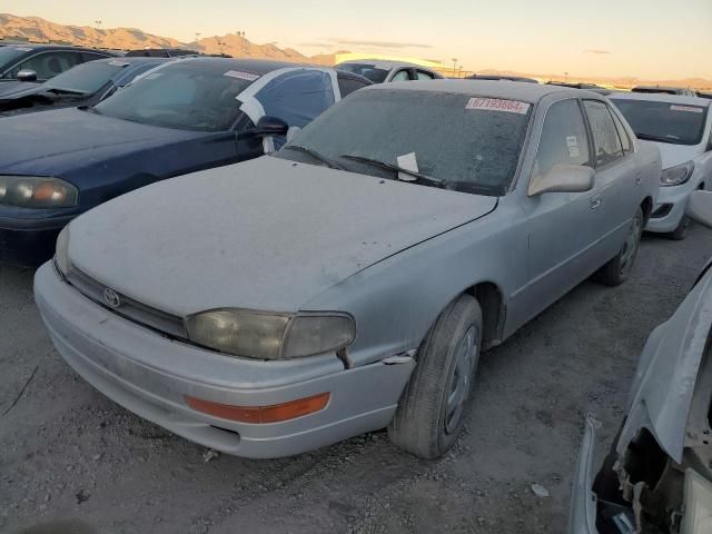 1992 Toyota Camry LE