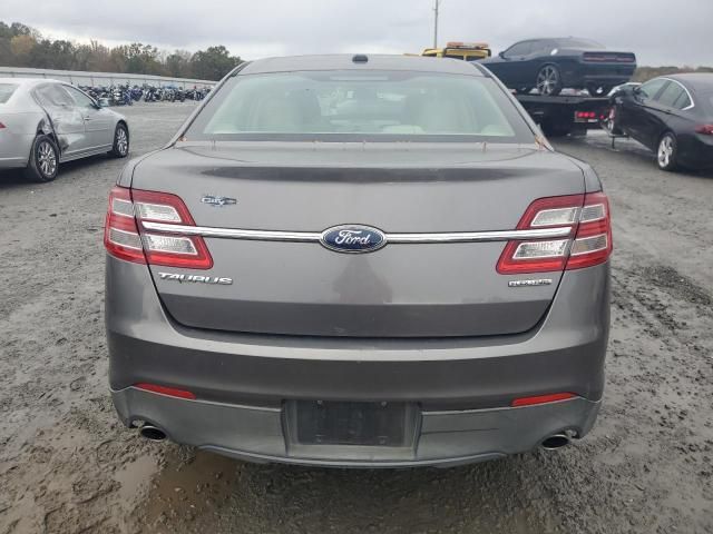 2013 Ford Taurus SE