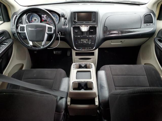 2011 Chrysler Town & Country Touring