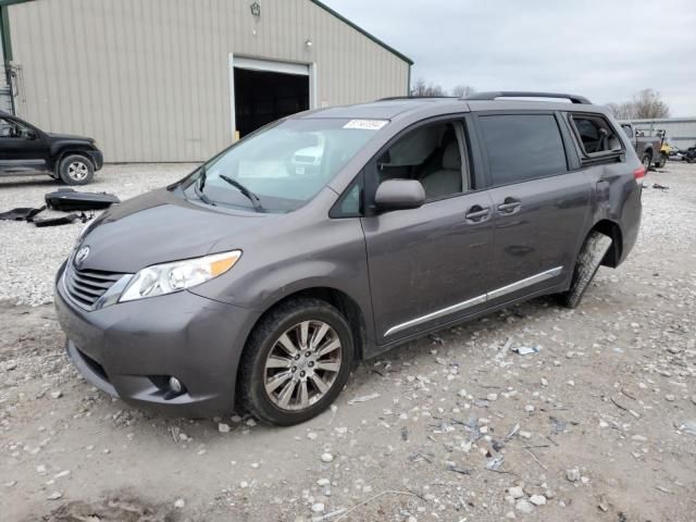 2014 Toyota Sienna XLE