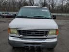 2004 Ford Econoline E350 Super Duty Wagon